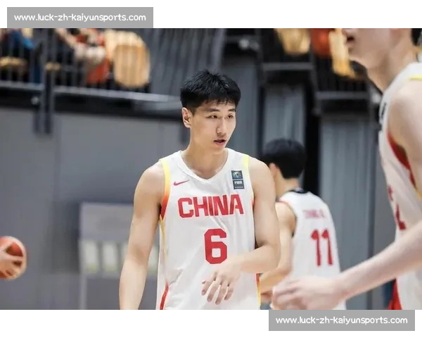 崔新泉高效 14+4 助率队取胜 能攻善传尽显全能身手 崔新泉高效 14+4 助率队取胜 能攻善传尽显全能身手