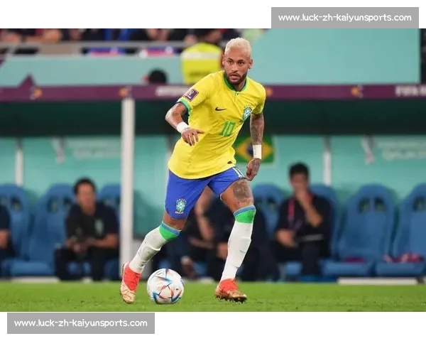 桑托斯官方晒内马尔健身房特训照：强化核心力量 全力冲刺美洲杯复出