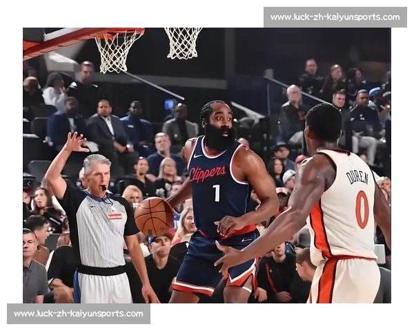 哈登续约快船锁定双核 兰德尔留守森林狼夯实内线