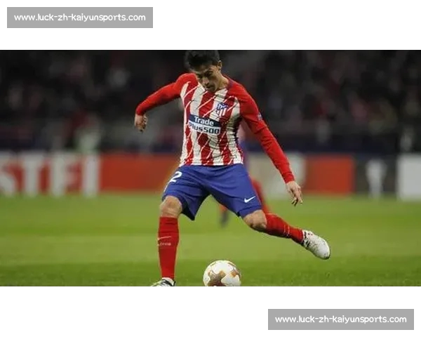 拒 800 万欧！托雷斯坚守马竞终圆梦欧联冠军